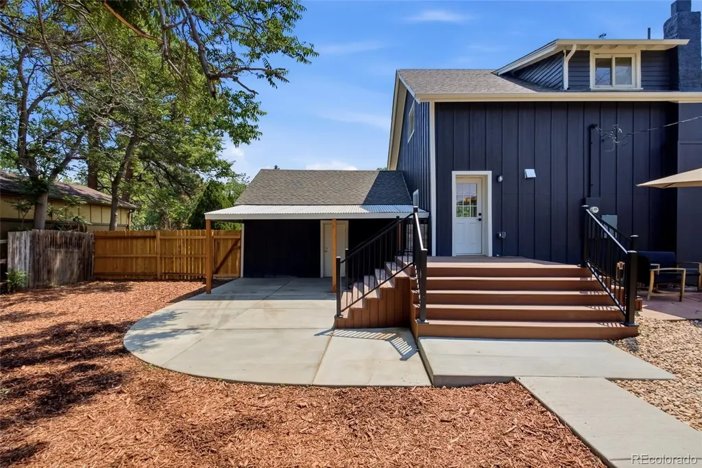 2919 Forest Street Denver CO 80207