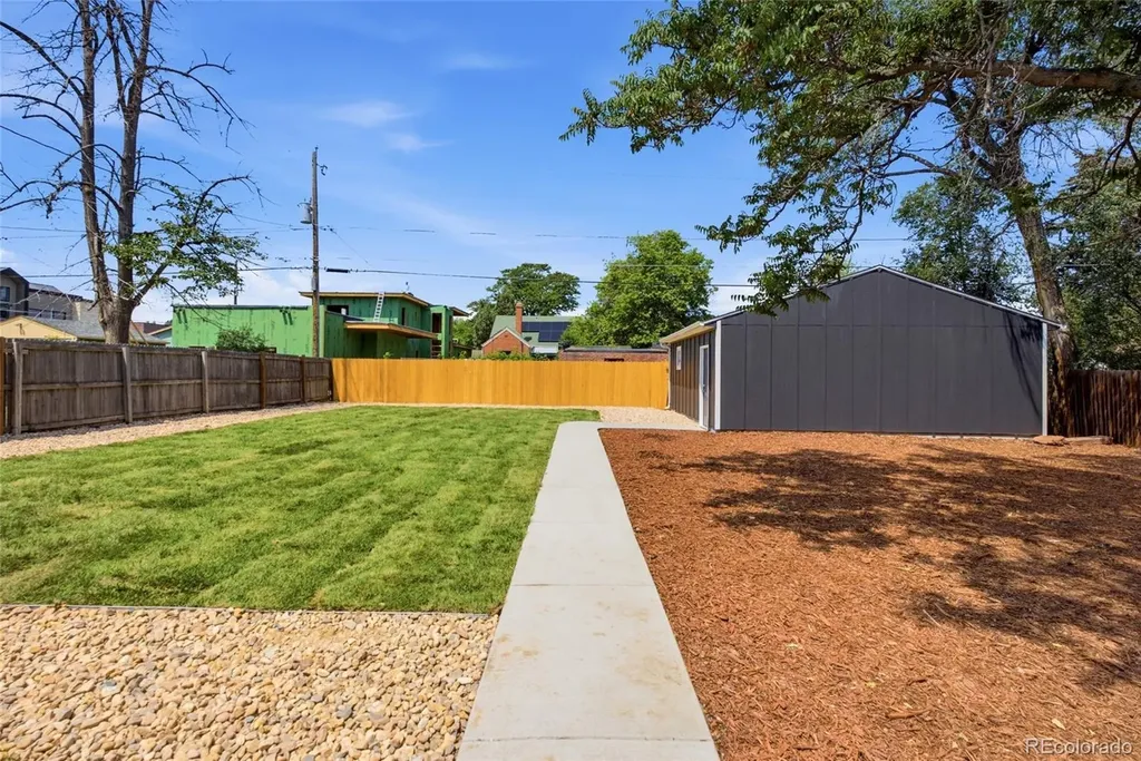2919 Forest Street Denver CO 80207
