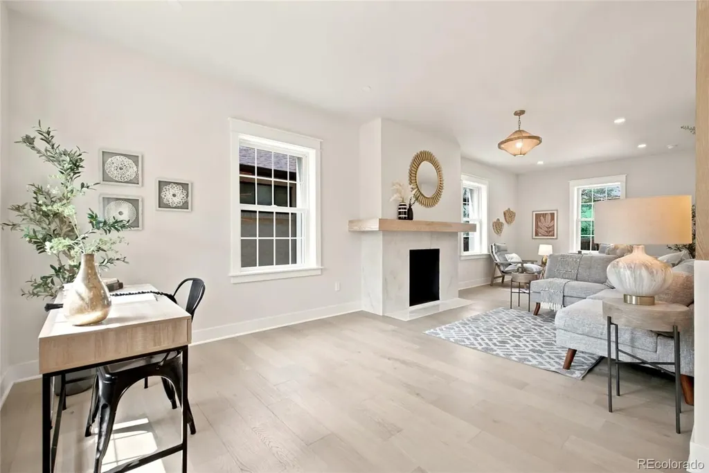 2919 Forest Street Denver CO 80207
