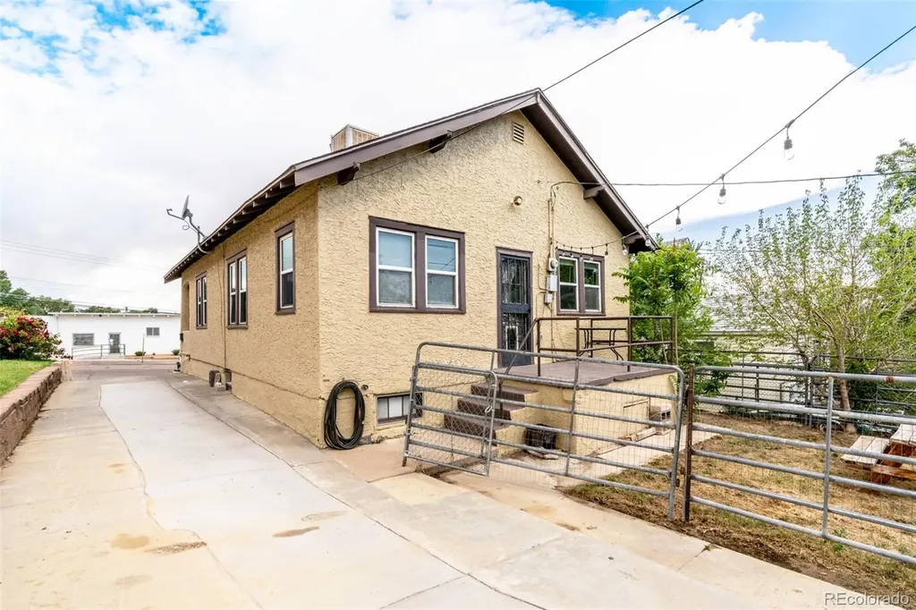 1022 S Santa Fe Avenue Pueblo CO 81006