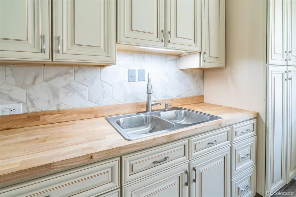 1022 S Santa Fe Avenue Pueblo CO 81006