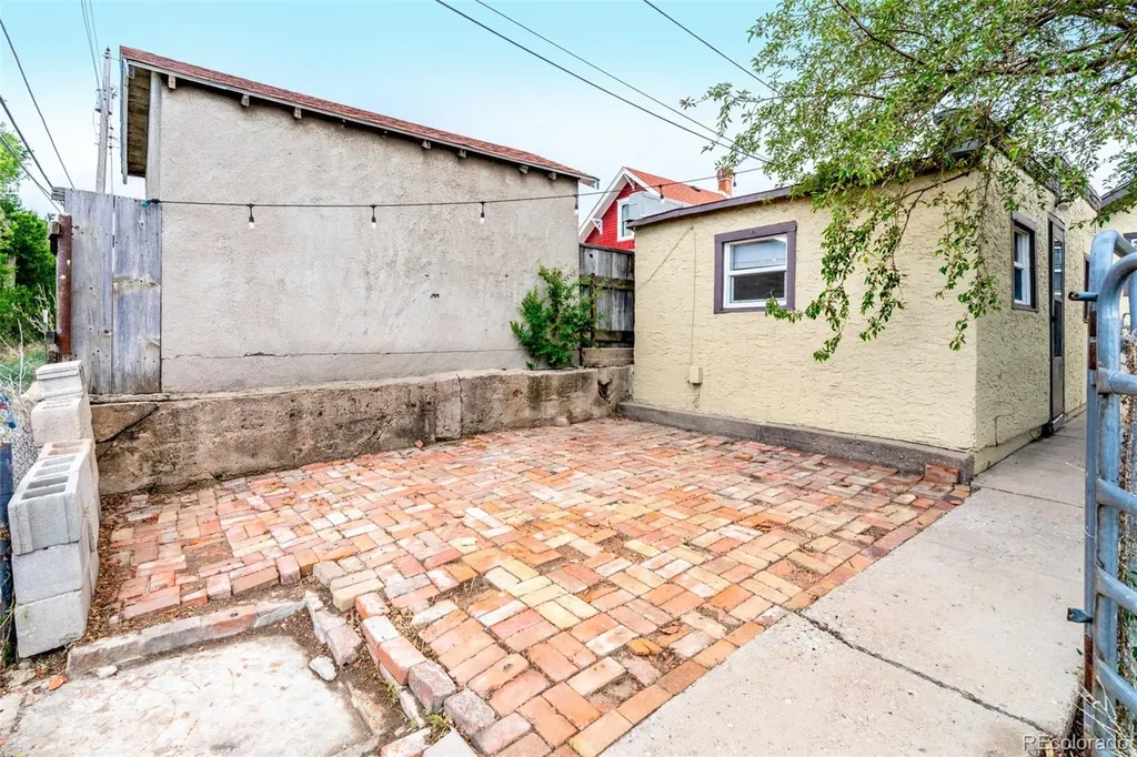 1022 S Santa Fe Avenue Pueblo CO 81006