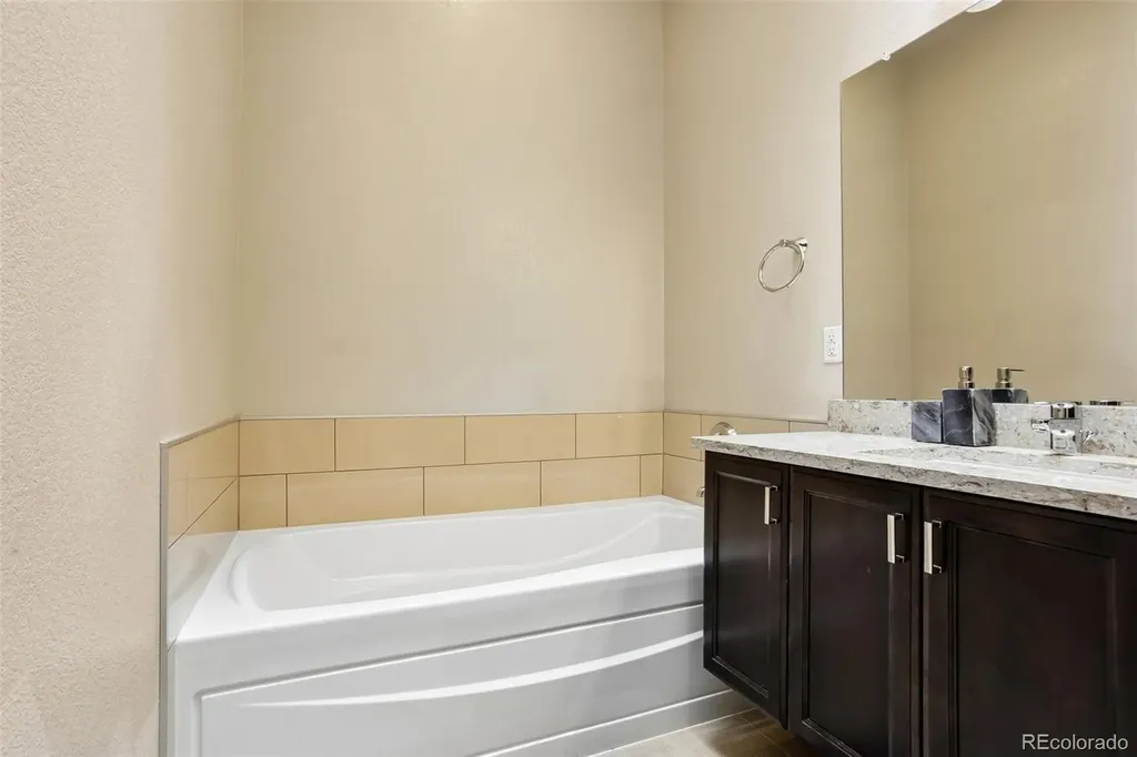 5548 Valentia Court Denver CO 80238