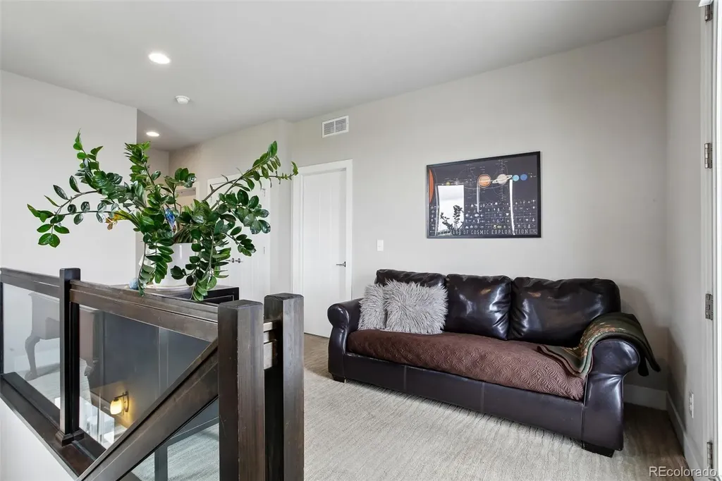5548 Valentia Court Denver CO 80238