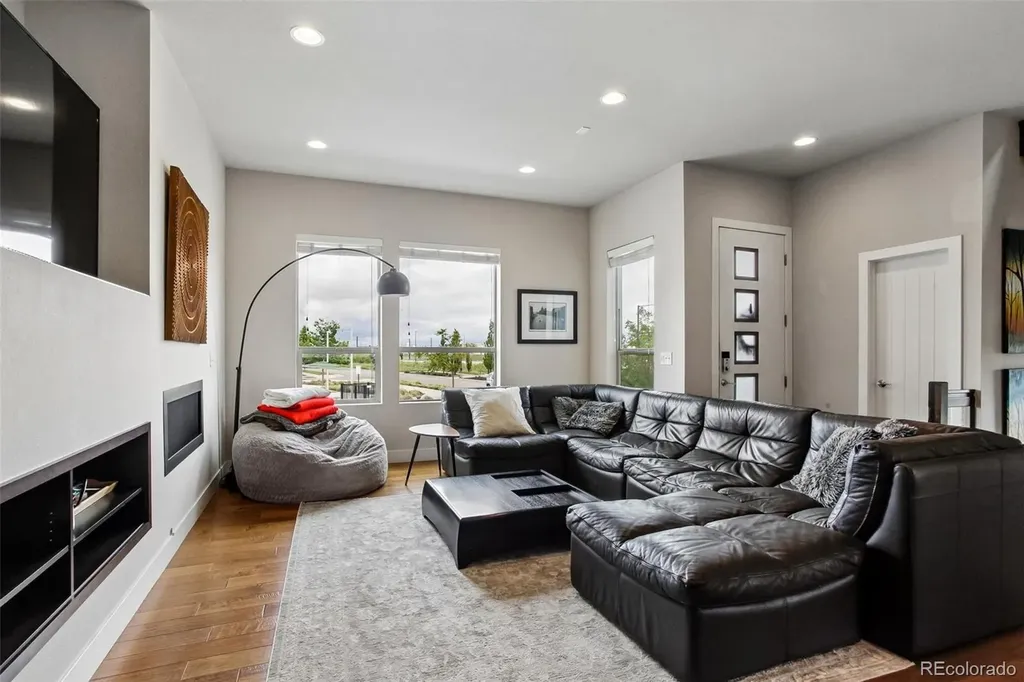 5548 Valentia Court Denver CO 80238