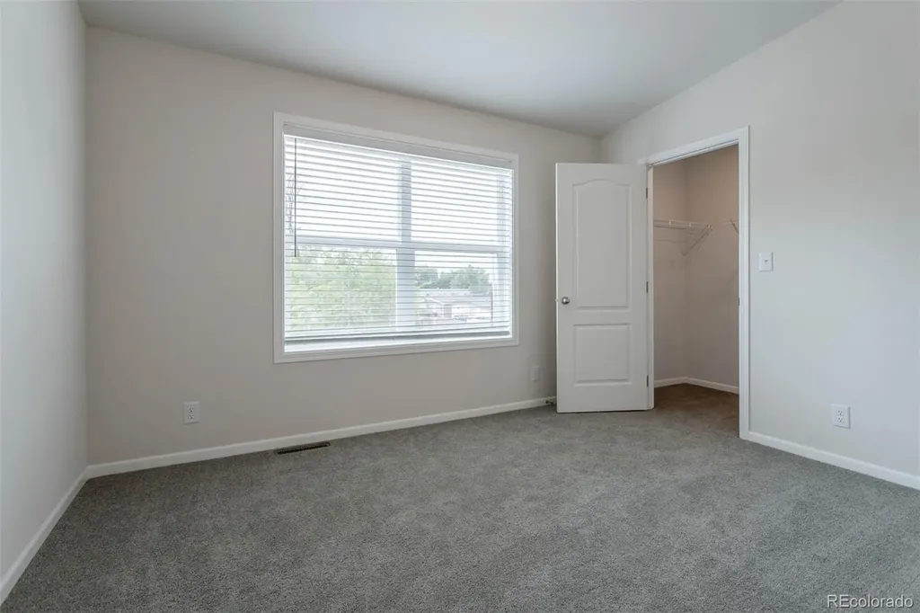 2373 N Elmira Street Aurora CO 80010