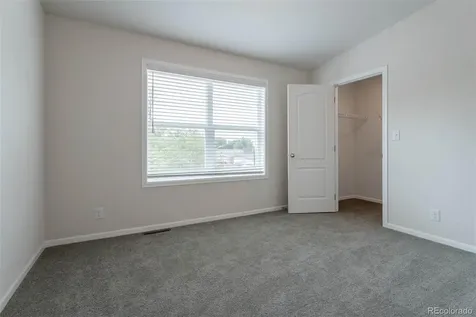 2373 N Elmira Street Aurora CO 80010
