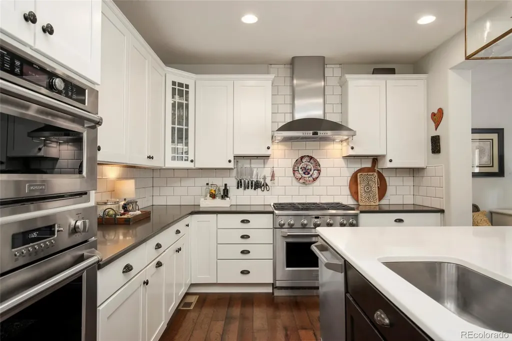 1108 Starglow Place Littleton CO 80126