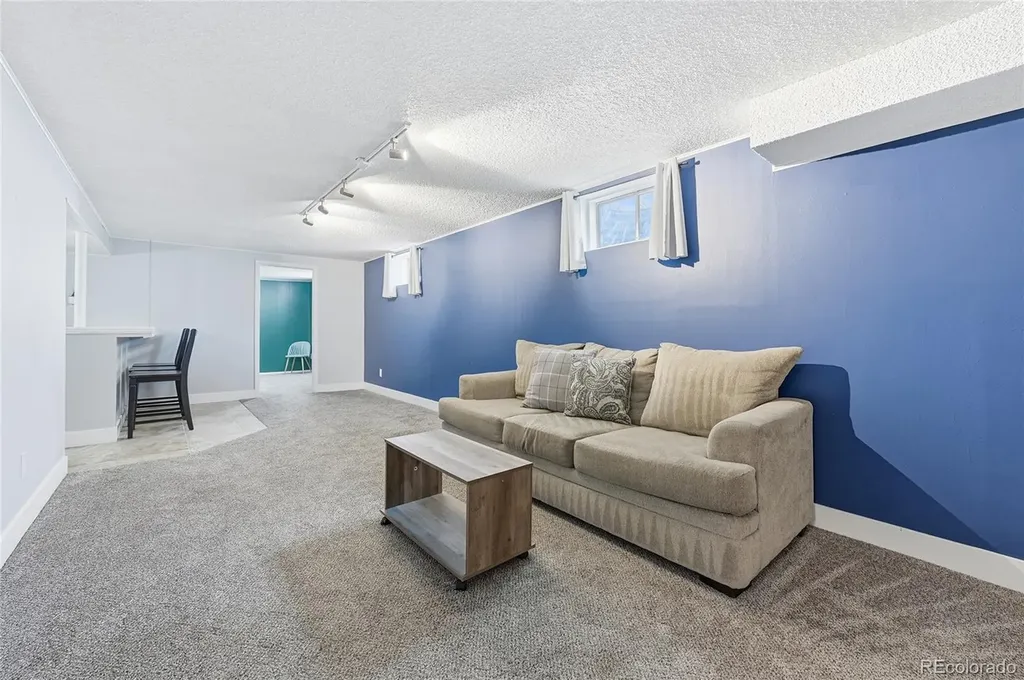 681 S Quari Street Aurora CO 80012