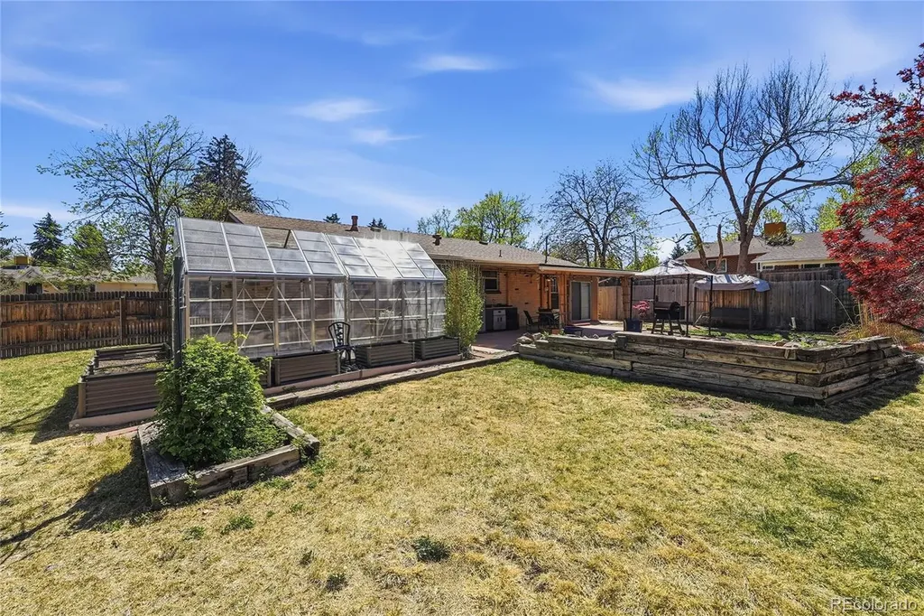 681 S Quari Street Aurora CO 80012