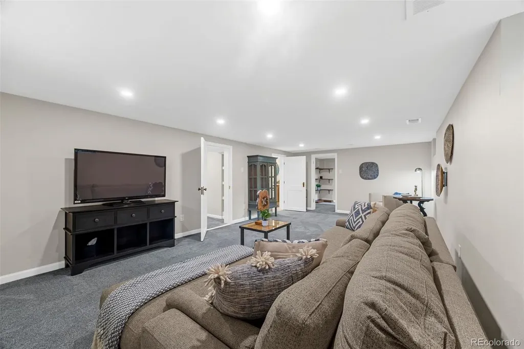 515 Grape Street Denver CO 80220