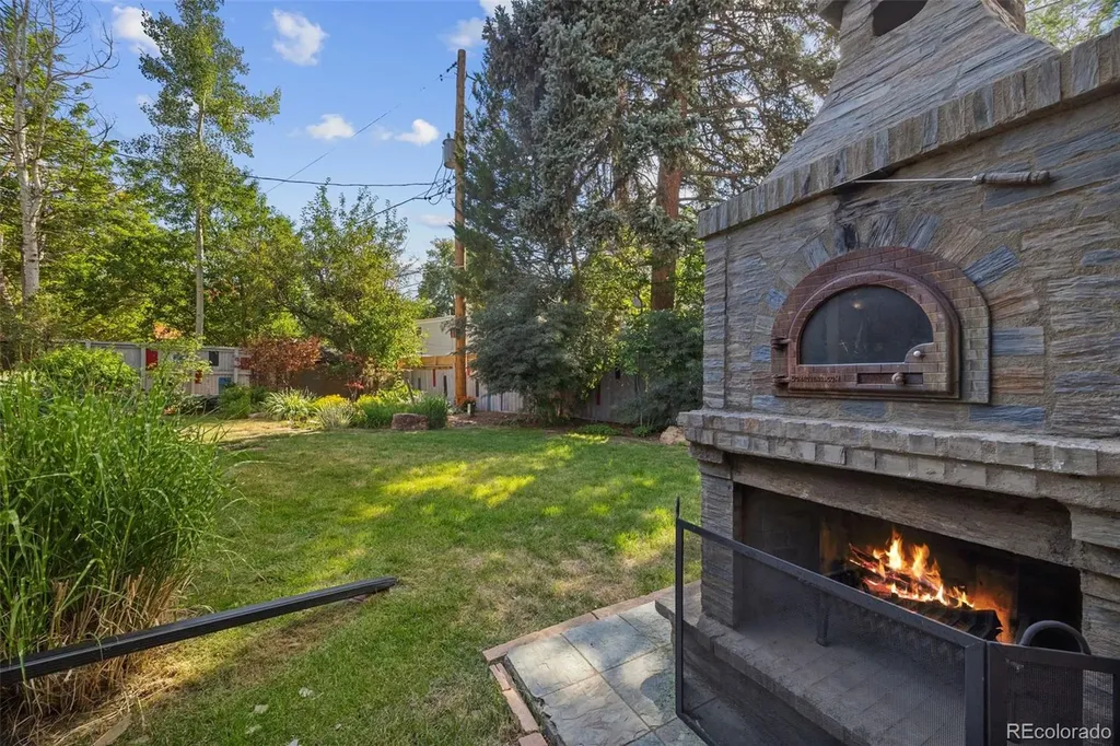 515 Grape Street Denver CO 80220