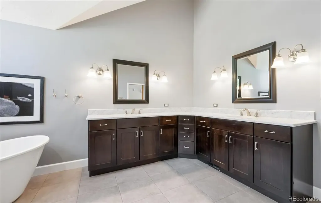 423 Dahlia Street Denver CO 80220