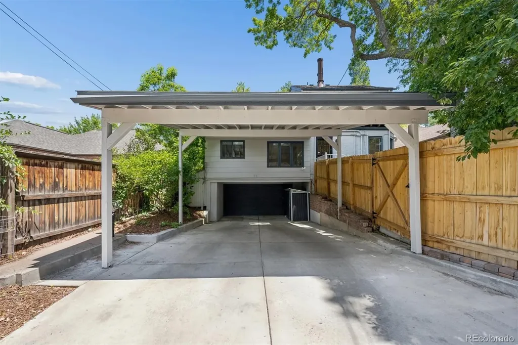 423 Dahlia Street Denver CO 80220