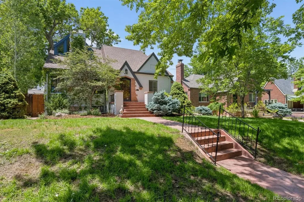 423 Dahlia Street Denver CO 80220