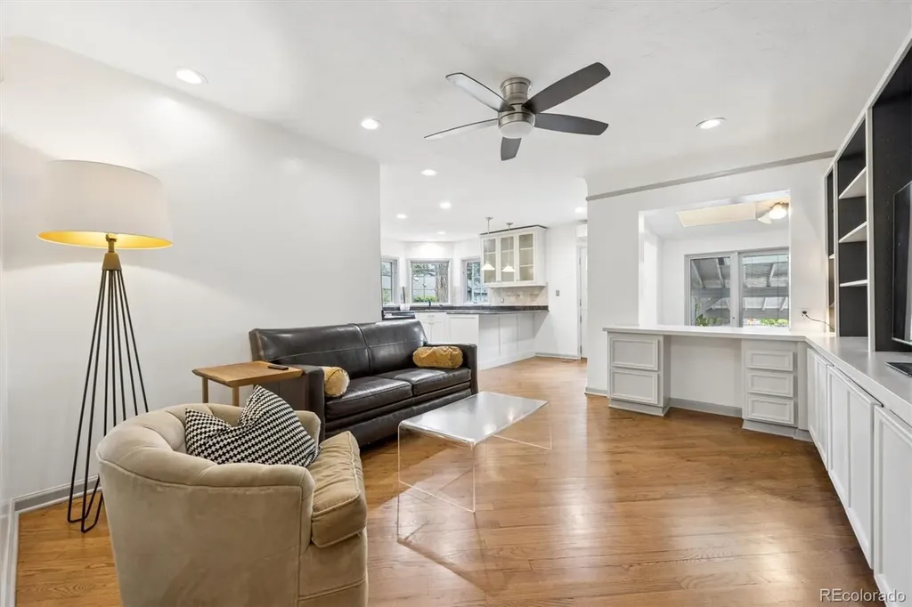 423 Dahlia Street Denver CO 80220