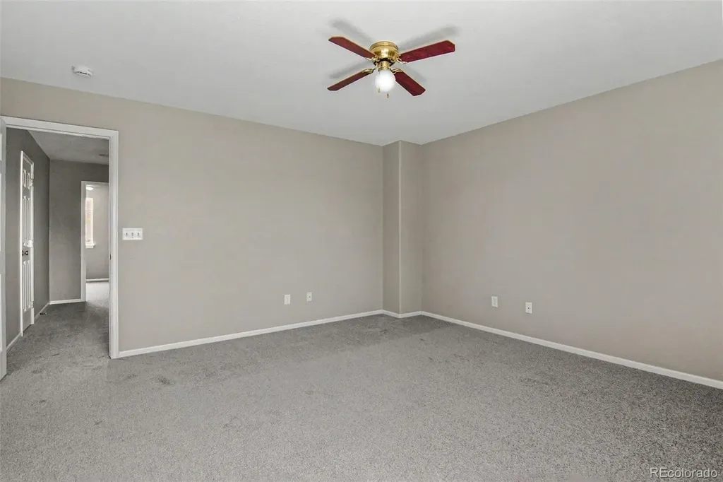 8150 S Mobile Way Englewood CO 80112