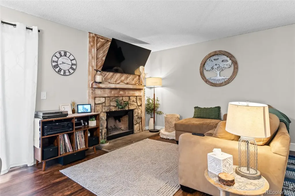 14150 E Temple Drive Aurora CO 80015