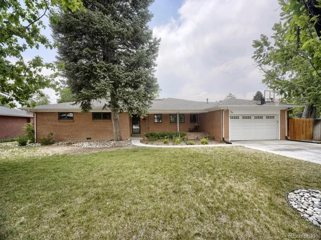 6305 S Valleyview Street Littleton CO 80120