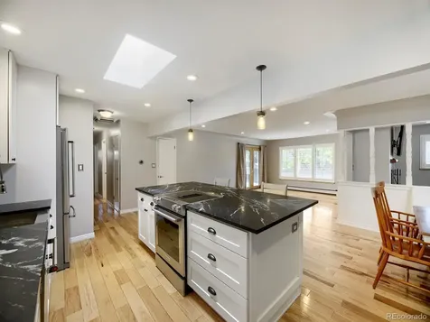 6305 S Valleyview Street Littleton CO 80120