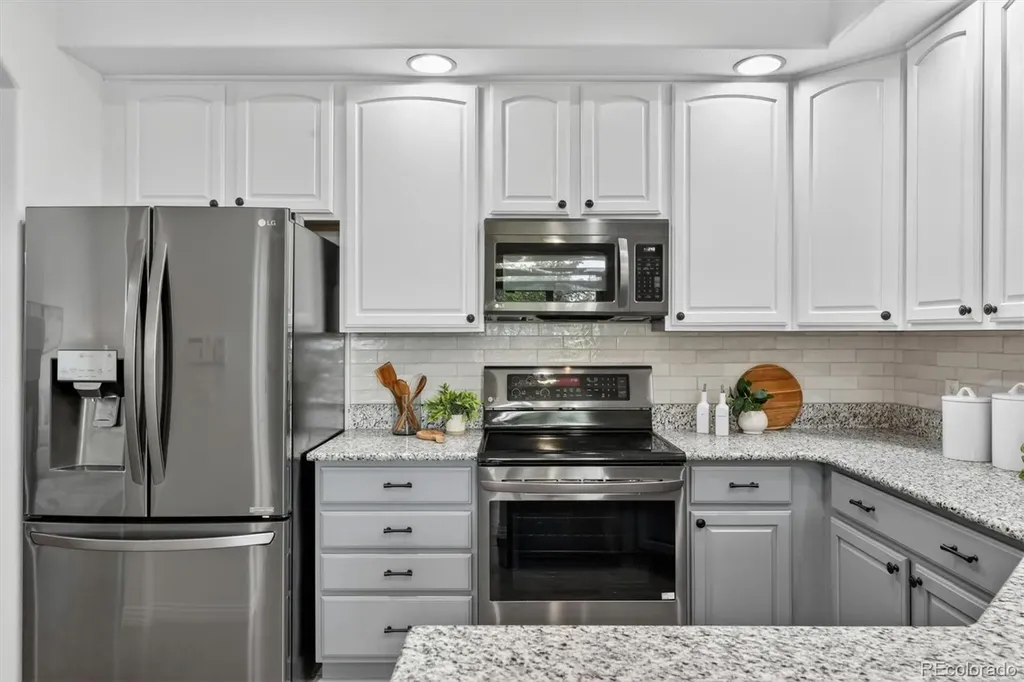 12713 W Bowles Place Littleton CO 80127