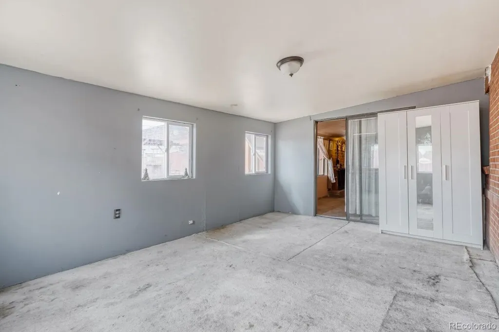 771 Troy Street Aurora CO 80011