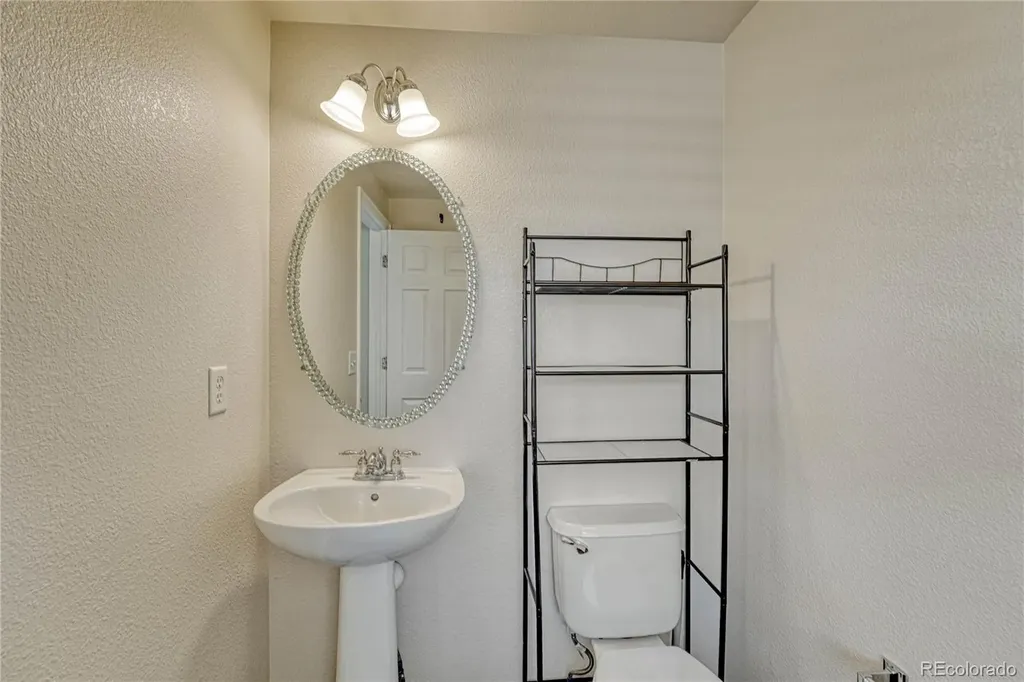 2613 S Killarney Court Aurora CO 80013