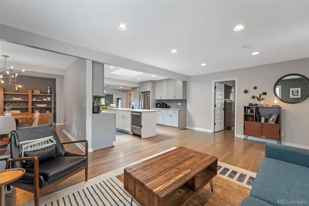 925 Teller Street Lakewood CO 80214