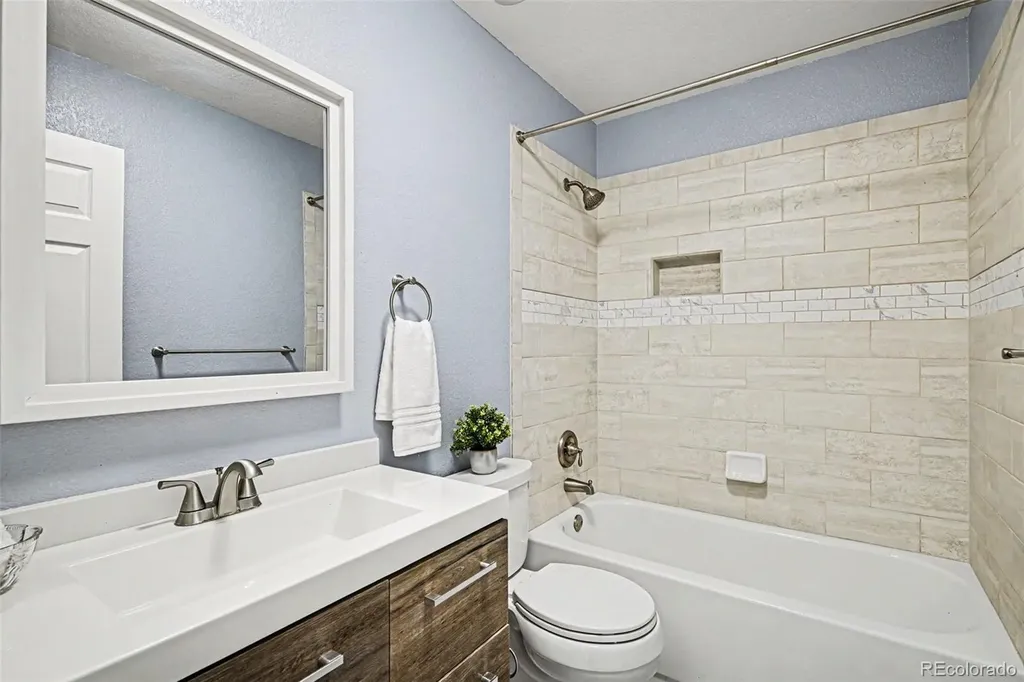 3398 S Halifax Way Aurora CO 80013