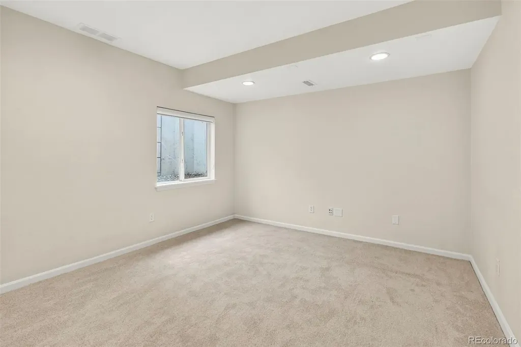 8476 E 35th Avenue Denver CO 80238