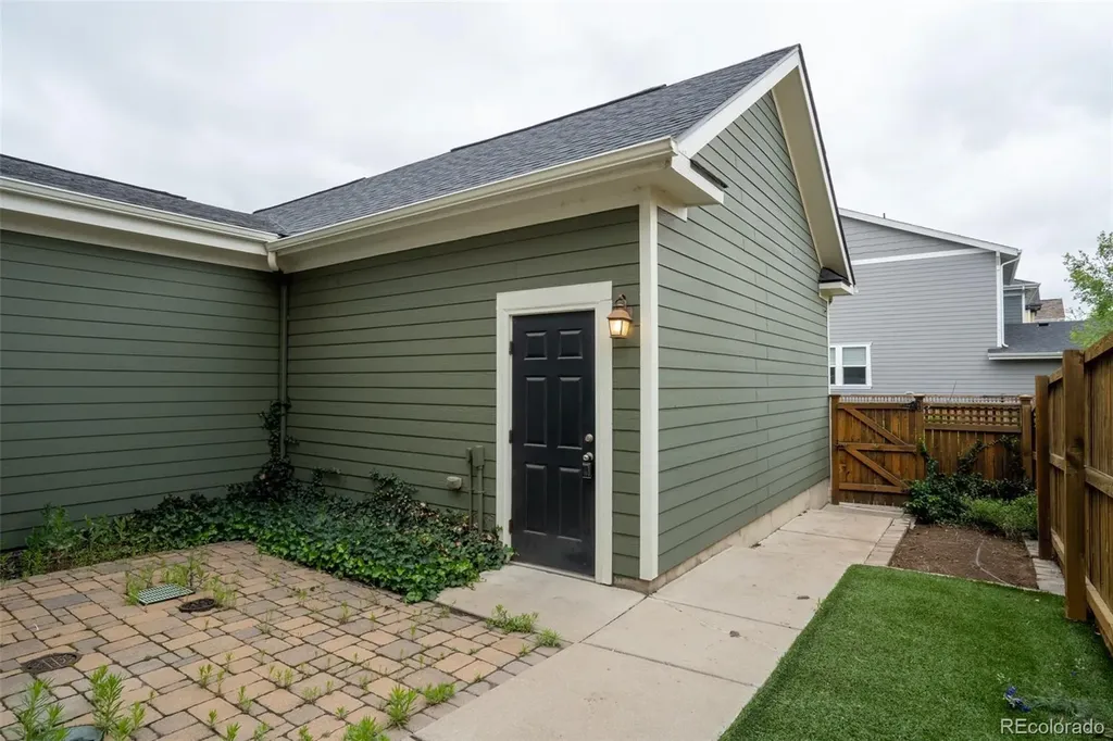 8476 E 35th Avenue Denver CO 80238