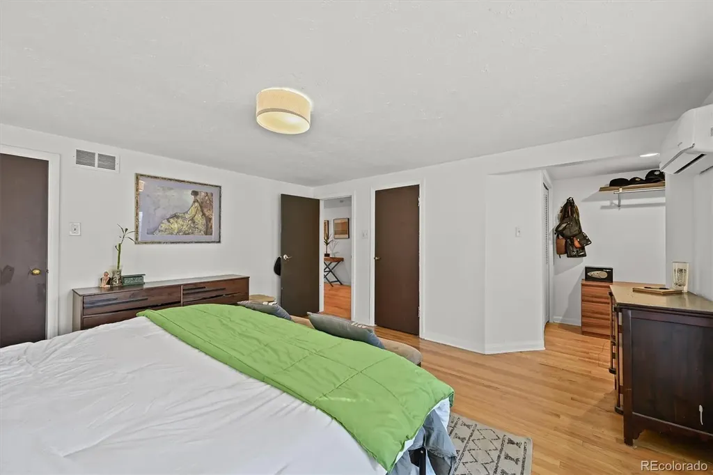 2901 Monaco Parkway Denver CO 80207