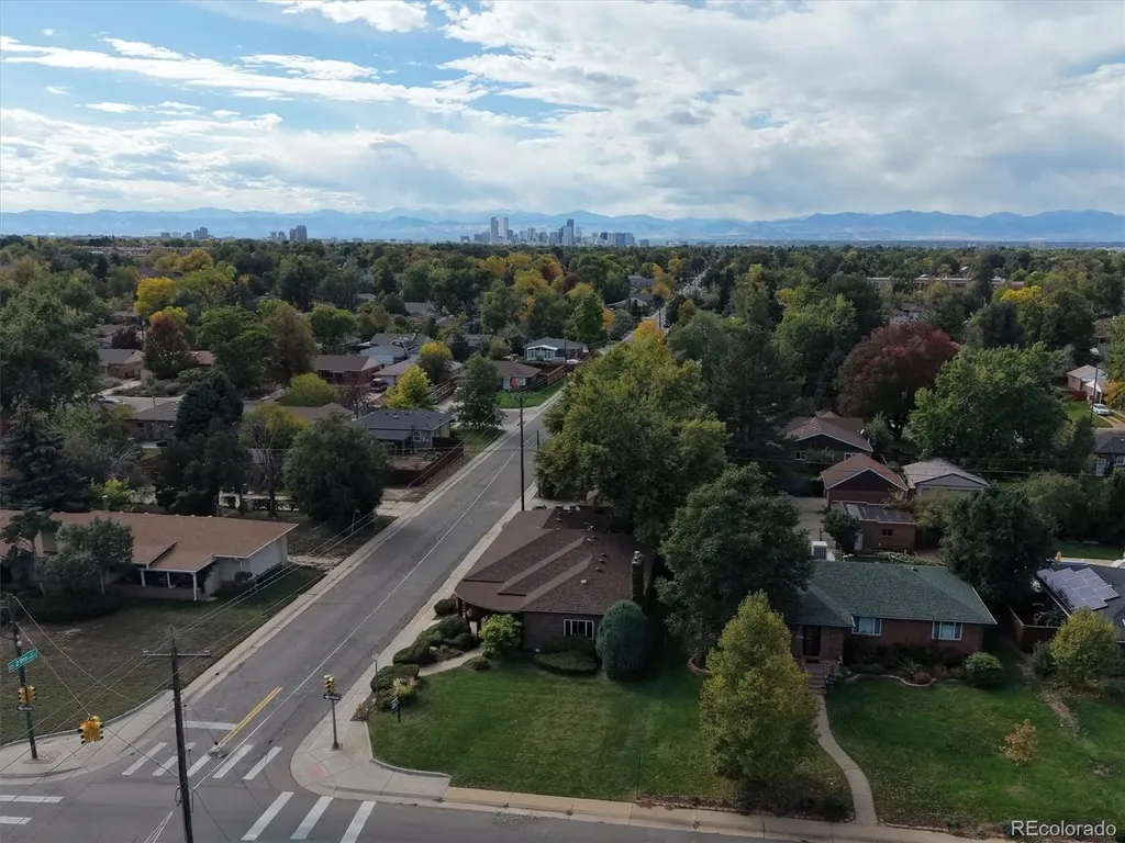 2901 Monaco Parkway Denver CO 80207