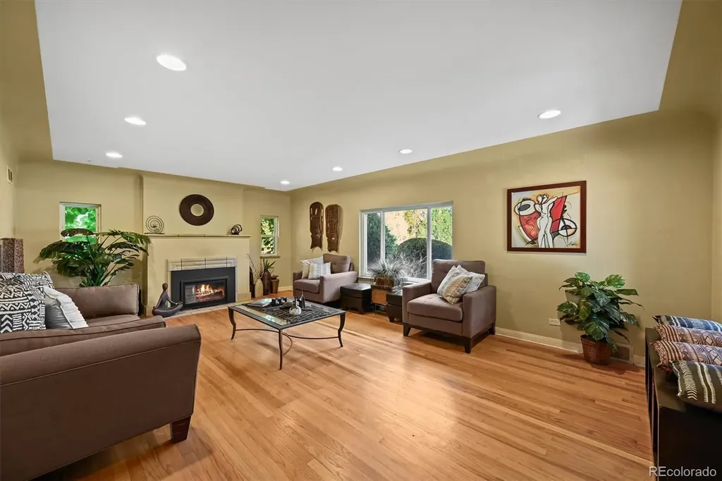 2901 Monaco Parkway Denver CO 80207