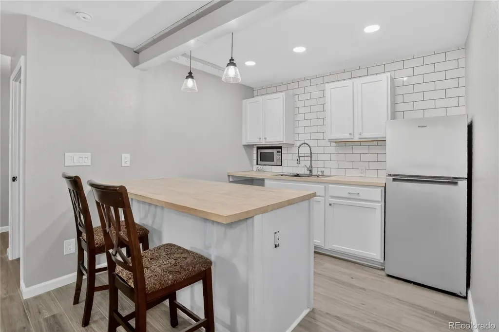 3631 Oak Meadow Drive Colorado Springs CO 80920
