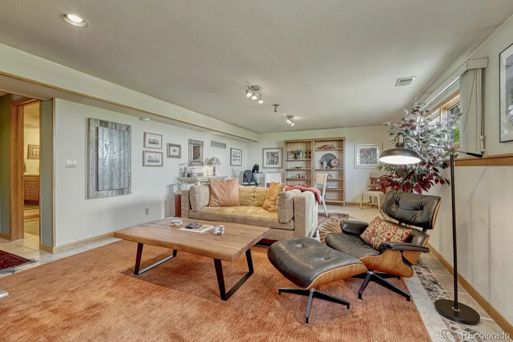 6738 Condor Run Littleton CO 80125