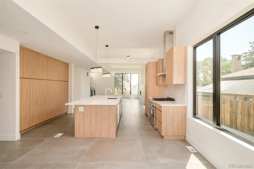 4721 Elm Court Denver CO 80211