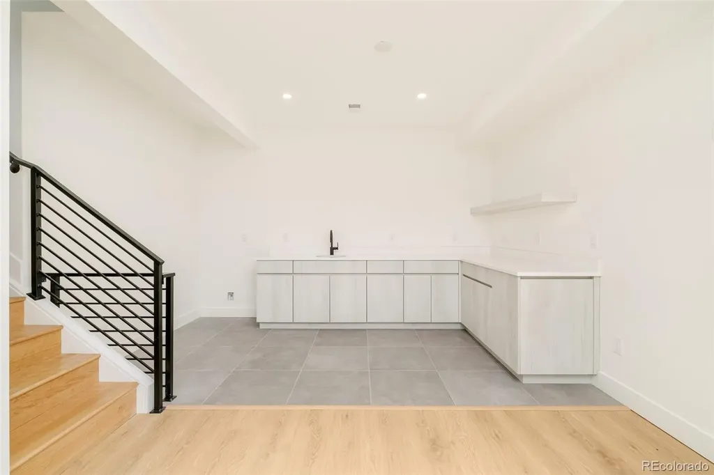 4721 Elm Court Denver CO 80211