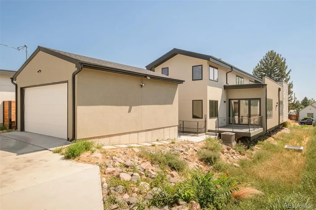 4721 Elm Court Denver CO 80211