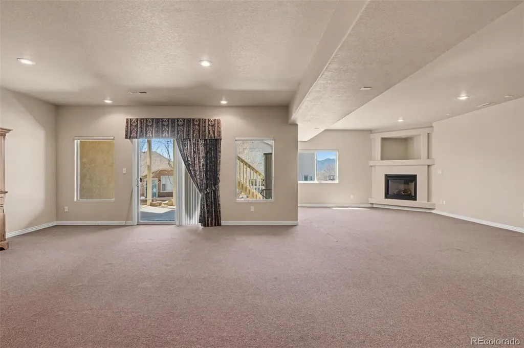 2171 Diamond Creek Drive Colorado Springs CO 80921
