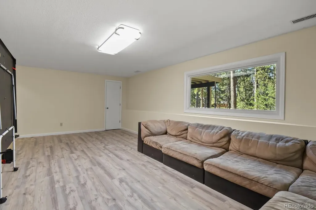 17885 Woodhaven Drive Colorado Springs CO 80908