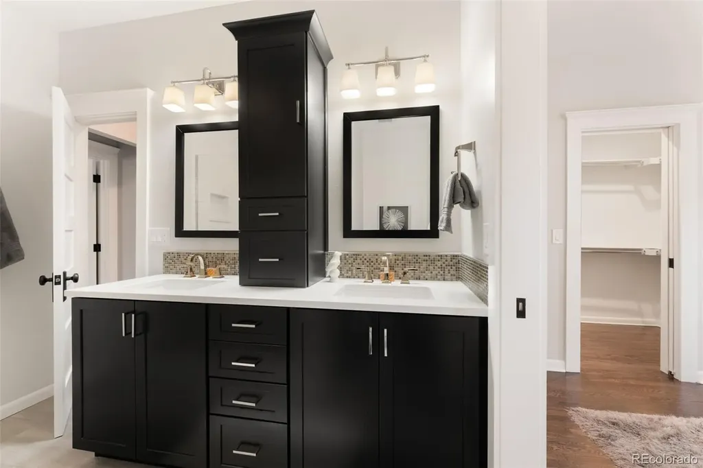 5647 S Louthan Street Littleton CO 80120