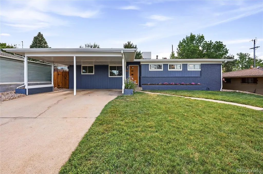 2717 S Osceola Way Denver CO 80236