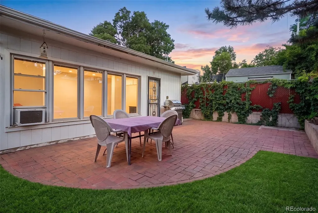 2717 S Osceola Way Denver CO 80236