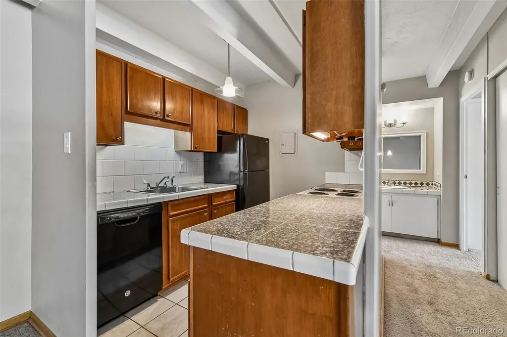 4801 E 9th Avenue Denver CO 80220