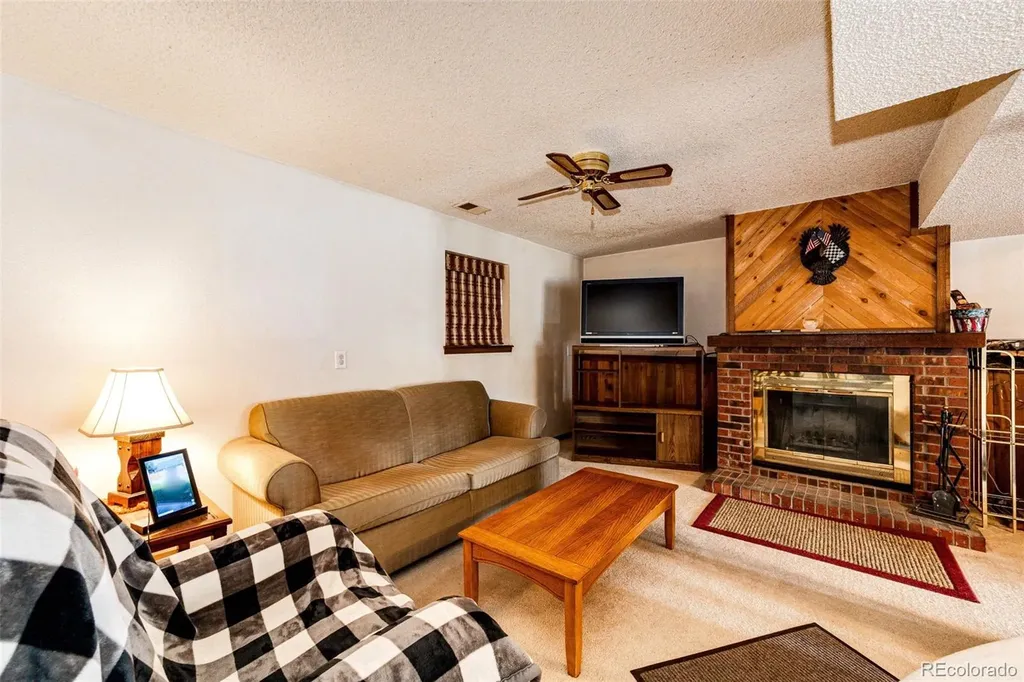 7740 W Meadow Drive Littleton CO 80128