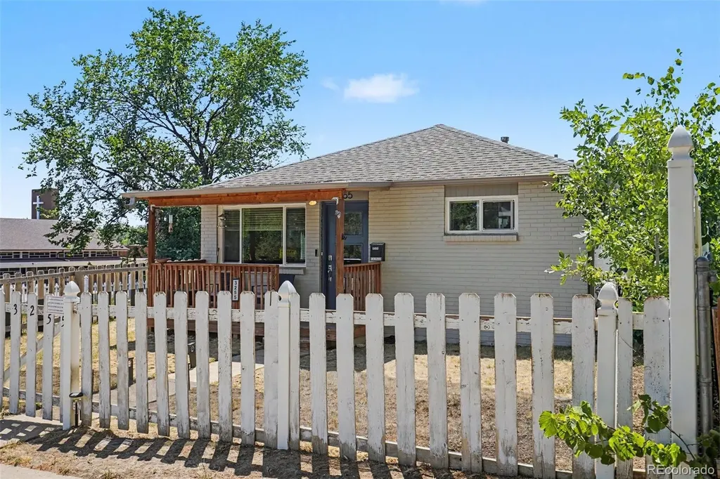 3255 N Cook Street Denver CO 80205
