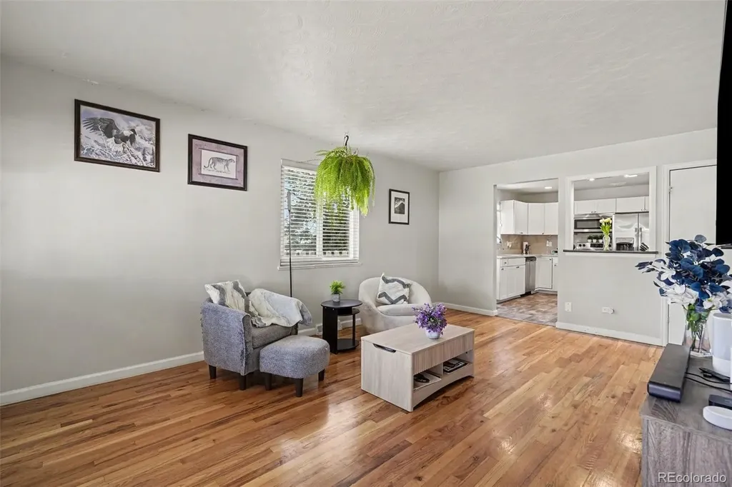 3255 N Cook Street Denver CO 80205