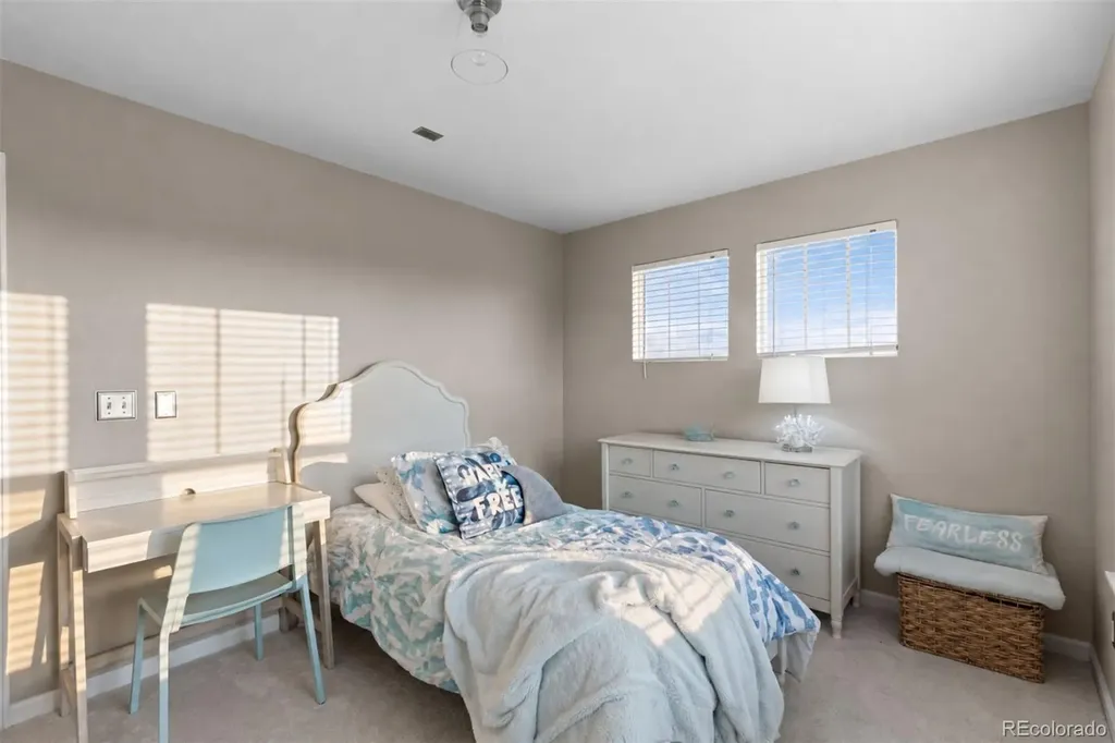 24702 E Rowland Place Aurora CO 80016