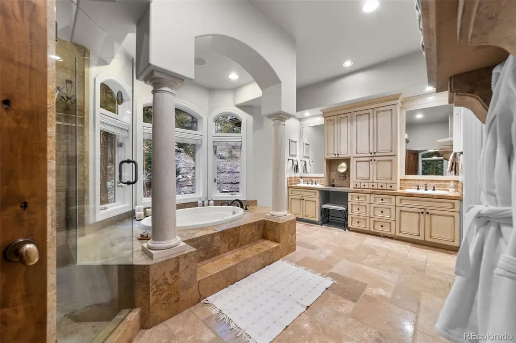 4450 Walker Ridge View Colorado Springs CO 80908
